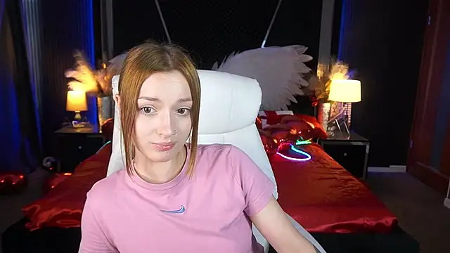 LizzaMoonn: онлайн-секс-чат