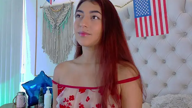Sara_funy Adlı Modelin Canlı XXX Sohbeti