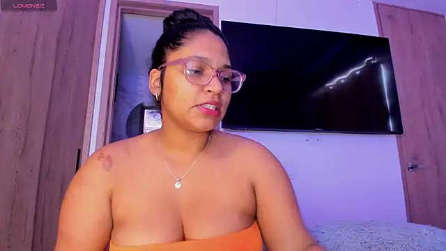 Chat XXX en directo de iriss_25