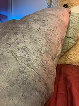 Taylor__0's Live XXX Chat