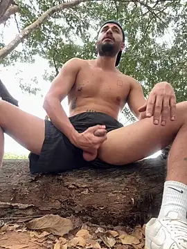 guzzfit Adlı Modelin Canlı XXX Sohbeti