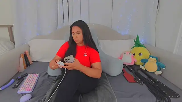 MeghanXO XXX чат на живо