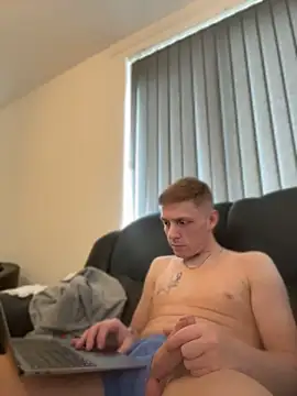 wiganchavv's Webcam Show