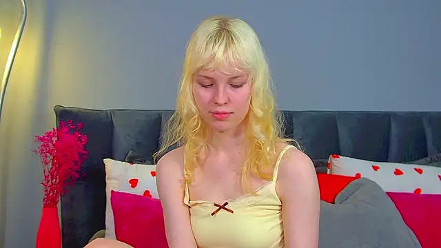 HannahHollis' Live XXX Chat