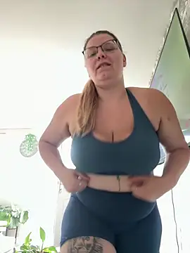LucieLouBaben Live XXX chat