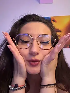 TheaMalekoo's Live XXX Chat