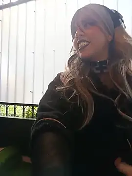 ivannabellini Adlı Modelin Canlı XXX Sohbeti