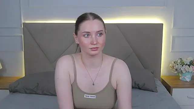 ArianaMilss' Live XXX Chat