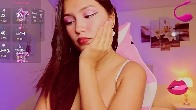 naomifire_ élő XXX-chatje