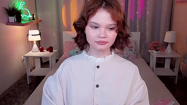 EmilyChaves লাইভ XXX চ্যাট
