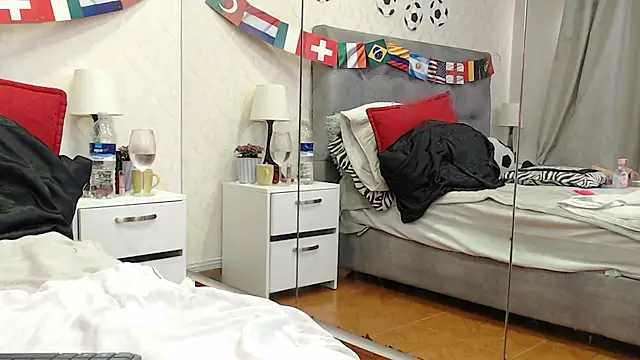 Chat XXX en directo de ScarlettGreen_