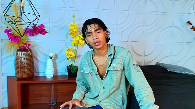 AlanCutee Live XXX-Chat