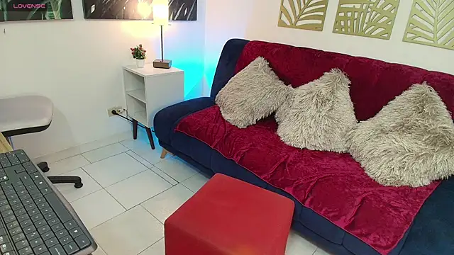 ela_boop's Live XXX Chat