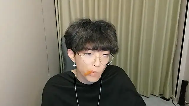 wssoo11のライブXXXチャット