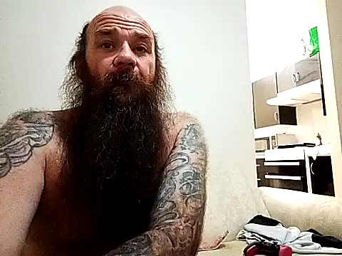 duzzarulz421 现场性爱视讯表演
