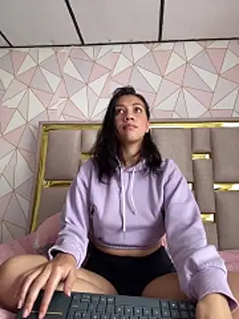 Chat XXX en directo de NinaChan_