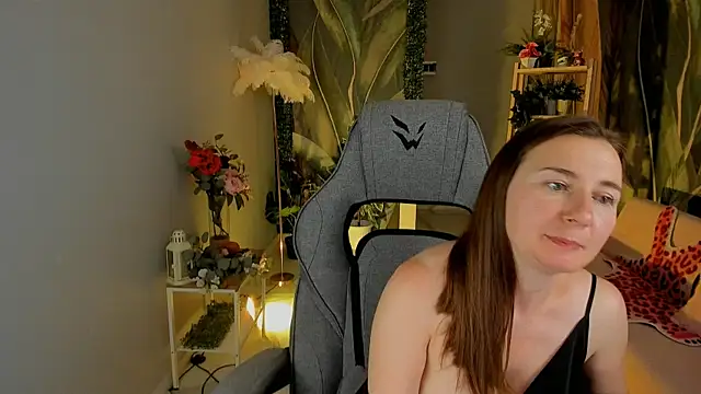 Chat XXX Live Golden_Dragon