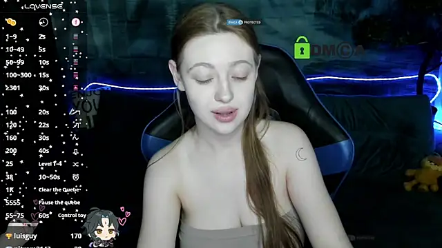 AmourLily XXX чат на живо