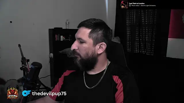 แชท XXX สดของ DevilPup75_