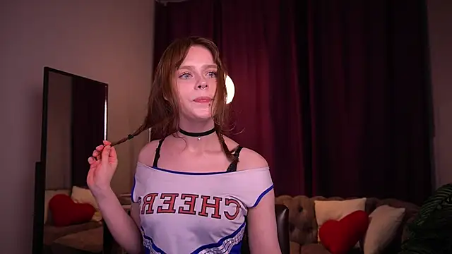LunaSilvermoon Adlı Modelin Canlı XXX Sohbeti