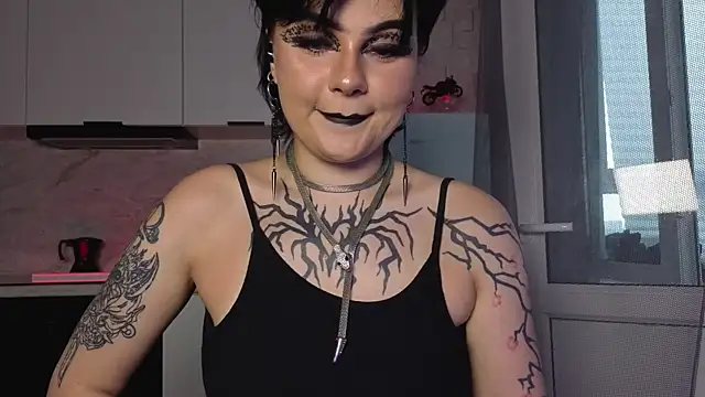 IntrigueYourDay Live XXX-chat
