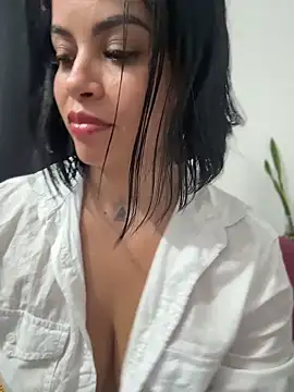 Онлайн чат XXX AriannaSmyth