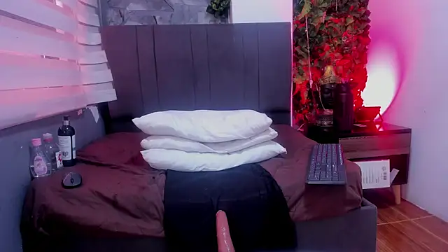 Онлайн чат XXX samirscott
