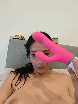 Sposini69 现场聊天室