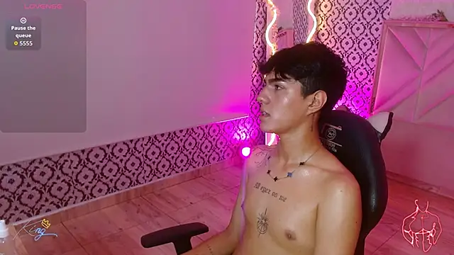 Chat XXX ao vivo de Damian_tay