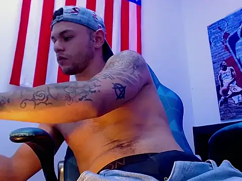 Chat +18 de Brian_Adler ao vivo