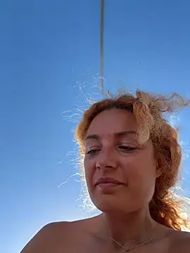 Chat XXX ao vivo de Reddgiirl