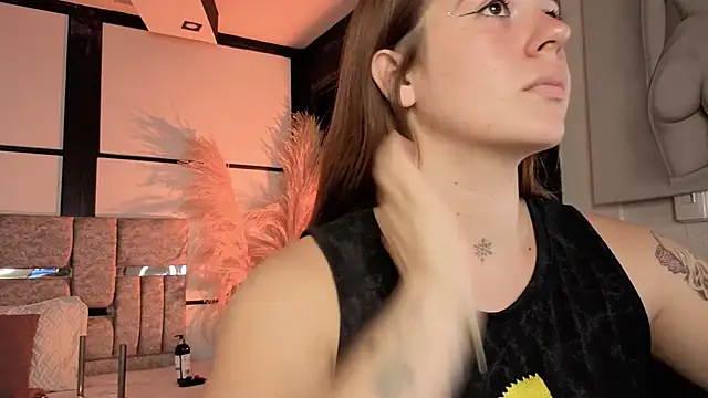 AlliceLover Chat XXX in diretta