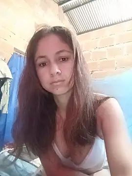 Chat +18 de Mady23 ao vivo
