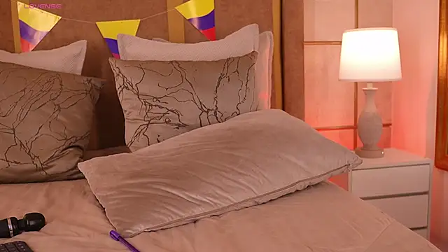 lyrabellini Chat XXX in diretta