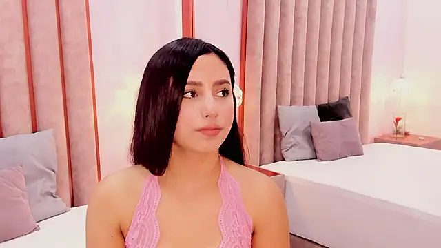 Zoe_Monrow's Live XXX Chat