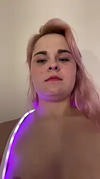 little-pink's Live XXX Chat