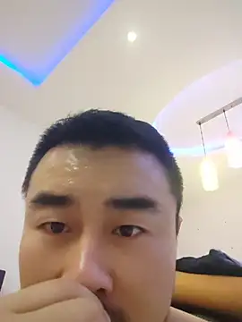 guozuo 现场XXX聊天
