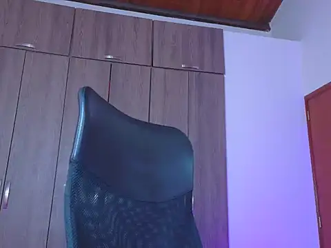 _ALLYSON18_ 即時 XXX 聊天
