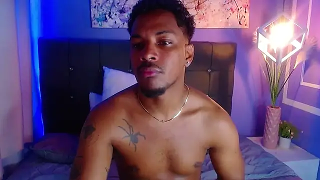 Chat XXX ao vivo de ethan_jons
