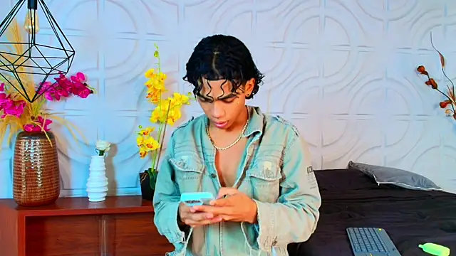AlanCutee Live XXX-Chat