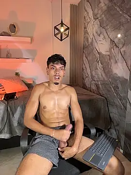 AlexLaurent 라이브 XXX 채팅