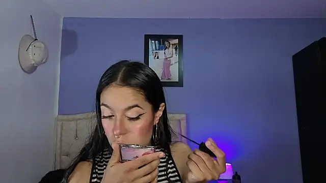 stephania_t XXX чат на живо