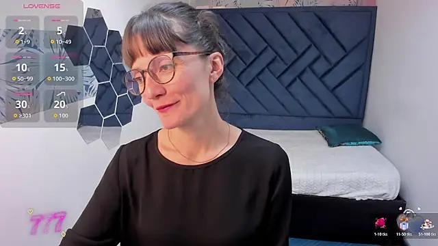 Valery_More__'s Webcam Show