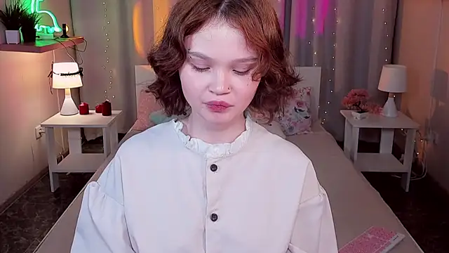 แชท XXX สดของ EmilyChaves