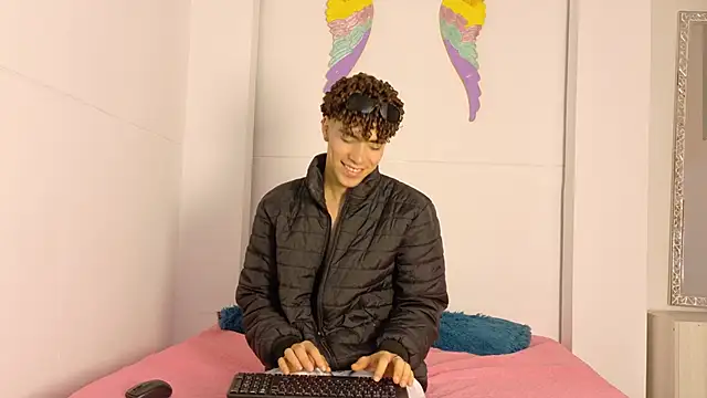 Онлайн чат XXX Monyel_Blake