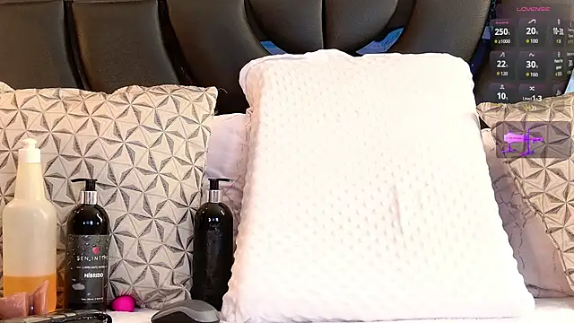 Czat XXX na żywo – Iris_Ross_