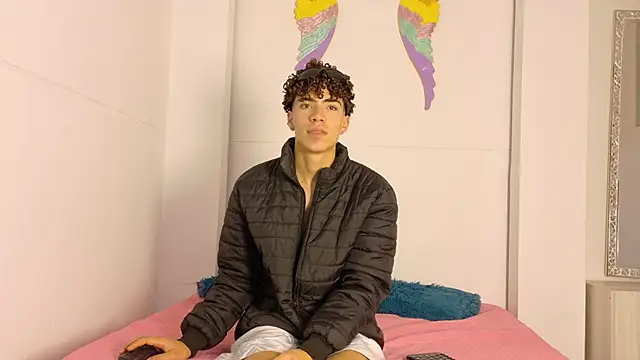 Chat +18 de Monyel_Blake ao vivo
