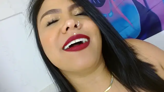 XXX chat uživo modela alessialux