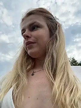 Chat +18 de HarrietDart ao vivo