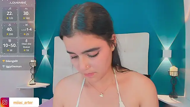 MiaaCarter_ XXX чат на живо